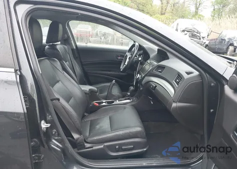 2016 Acura Ilx Premium Package/Technology Plus Package from USA, damaged, VIN 19UDE2F71GA012117